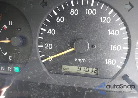 1999 Toyota Hiace z USA, uszkodzony, nr VIN KZH1000039349